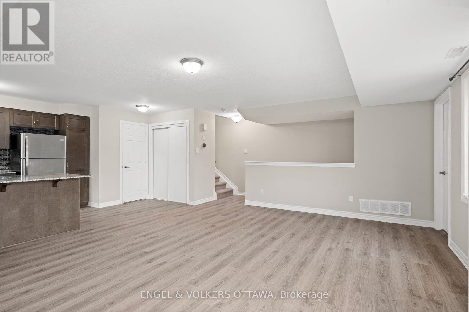 2248 Watercolours Way, Ottawa, Ontario  K2J 6N3 - Photo 5 - X12429369