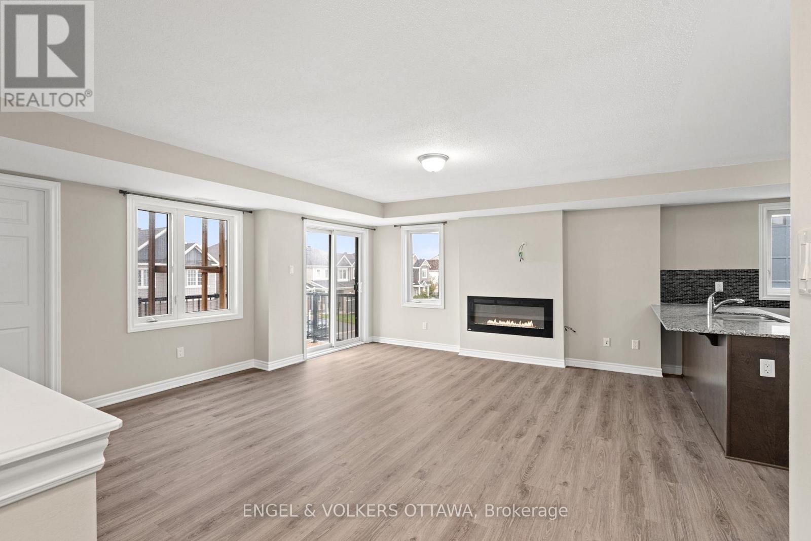 2248 Watercolours Way, Ottawa, Ontario  K2J 6N3 - Photo 6 - X12429369