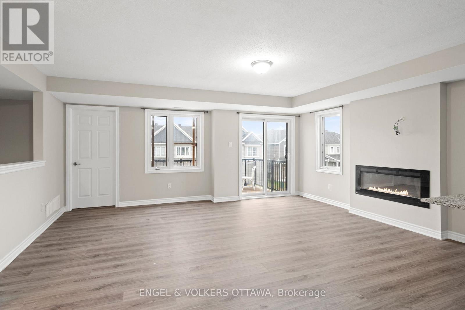 2248 Watercolours Way, Ottawa, Ontario  K2J 6N3 - Photo 7 - X12429369