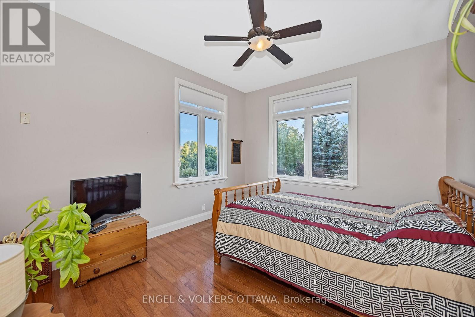 1836 Whitemarsh Crescent, Ottawa, Ontario  K2W 1B5 - Photo 25 - X12429373