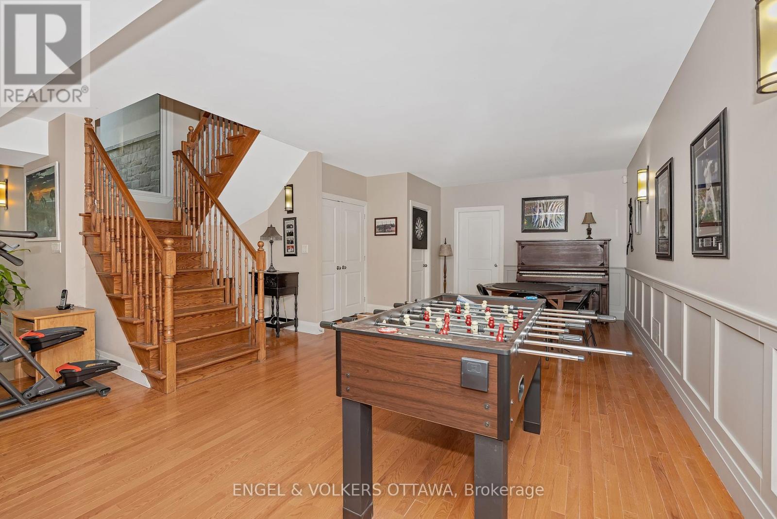 1836 Whitemarsh Crescent, Ottawa, Ontario  K2W 1B5 - Photo 31 - X12429373