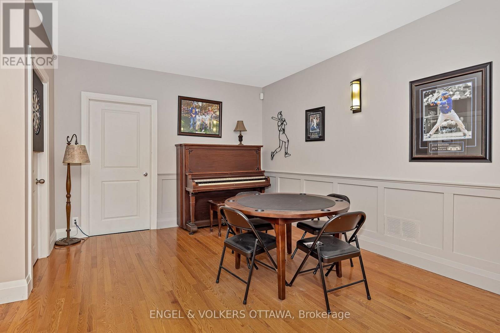 1836 Whitemarsh Crescent, Ottawa, Ontario  K2W 1B5 - Photo 32 - X12429373