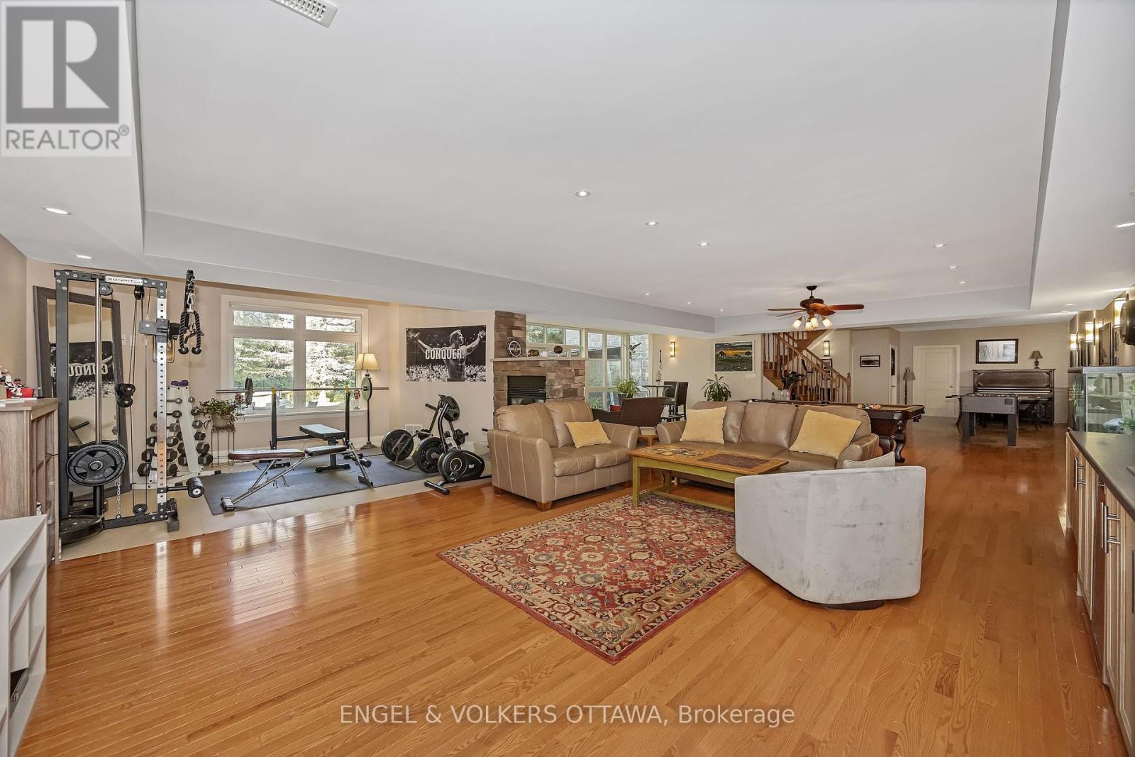 1836 Whitemarsh Crescent, Ottawa, Ontario  K2W 1B5 - Photo 38 - X12429373