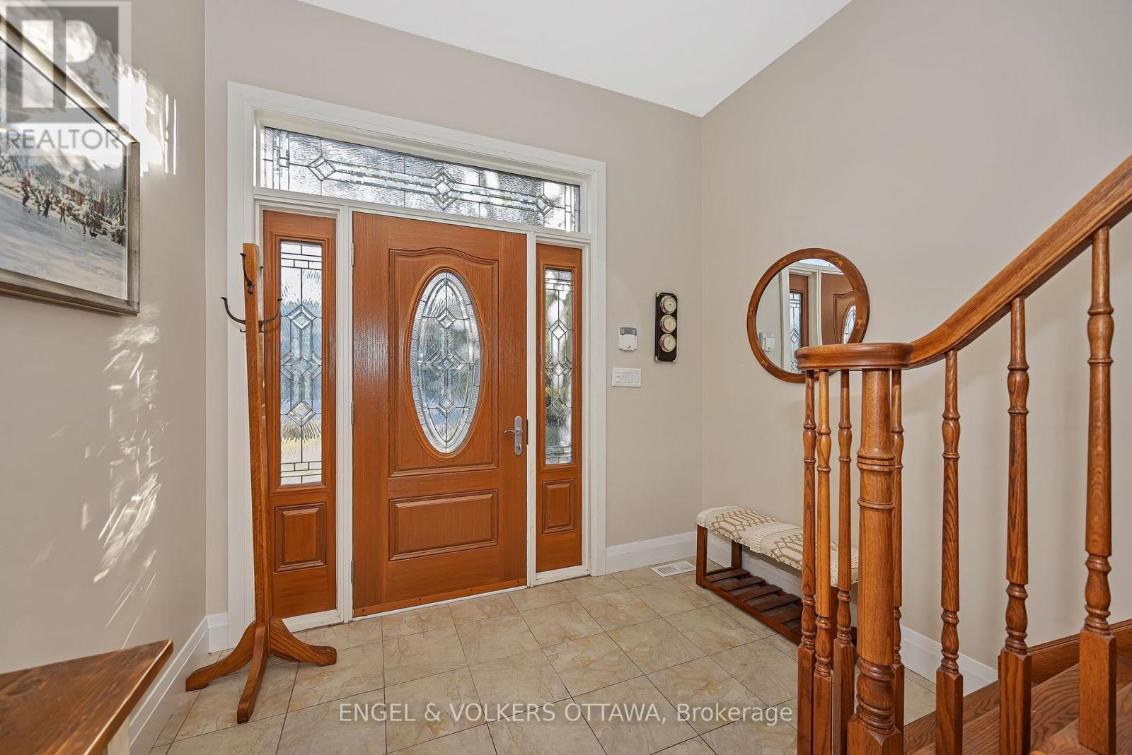 1836 Whitemarsh Crescent, Ottawa, Ontario  K2W 1B5 - Photo 6 - X12429373