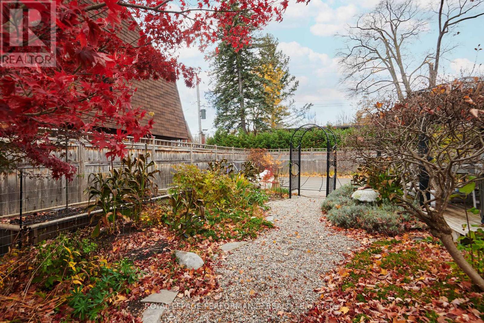 550 Piccadilly Avenue, Ottawa, Ontario  K1Y 0J1 - Photo 34 - X12429400