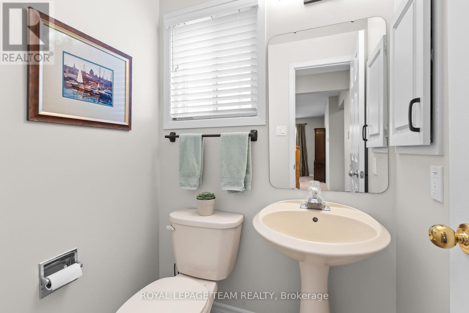 24 Hyannis Avenue, Ottawa, Ontario  K2J 2W8 - Photo 18 - X12429413
