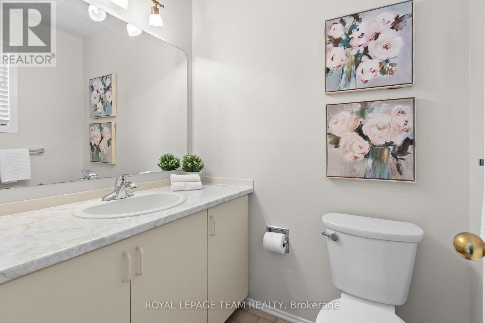 24 Hyannis Avenue, Ottawa, Ontario  K2J 2W8 - Photo 22 - X12429413