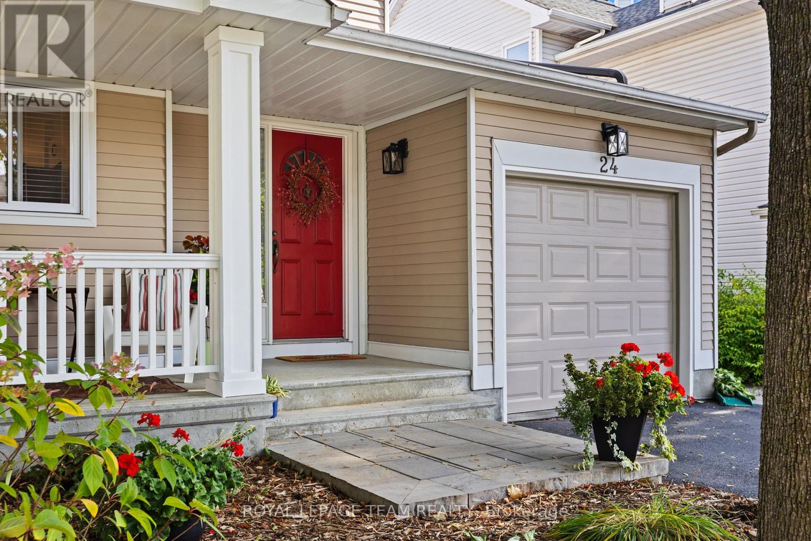 24 Hyannis Avenue, Ottawa, Ontario  K2J 2W8 - Photo 3 - X12429413