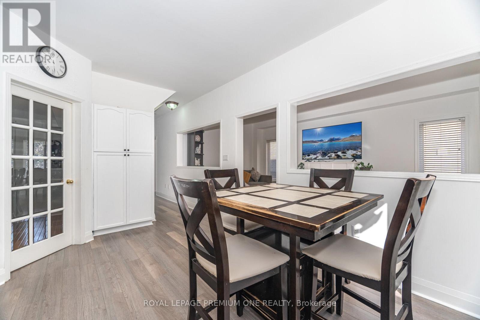 2039 Thompson Street, Innisfil, Ontario  L9S 4Z1 - Photo 15 - N12429310