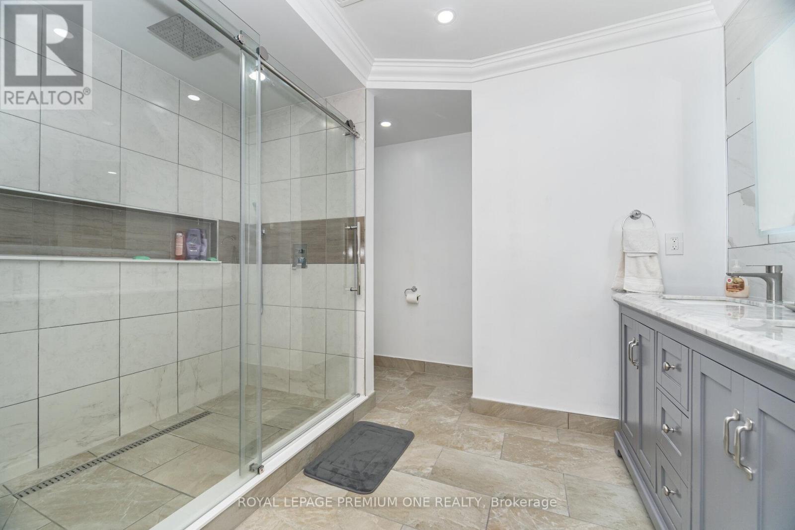 2039 Thompson Street, Innisfil, Ontario  L9S 4Z1 - Photo 26 - N12429310