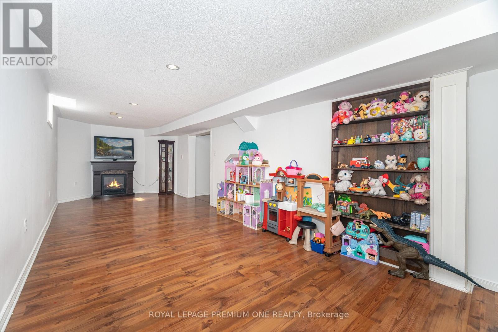 2039 Thompson Street, Innisfil, Ontario  L9S 4Z1 - Photo 38 - N12429310