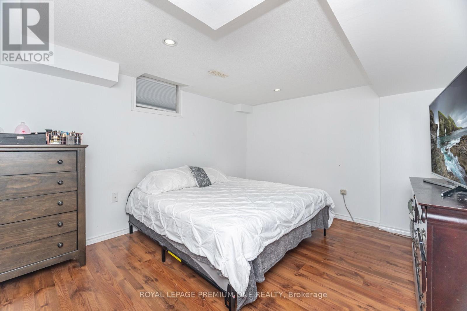 2039 Thompson Street, Innisfil, Ontario  L9S 4Z1 - Photo 42 - N12429310