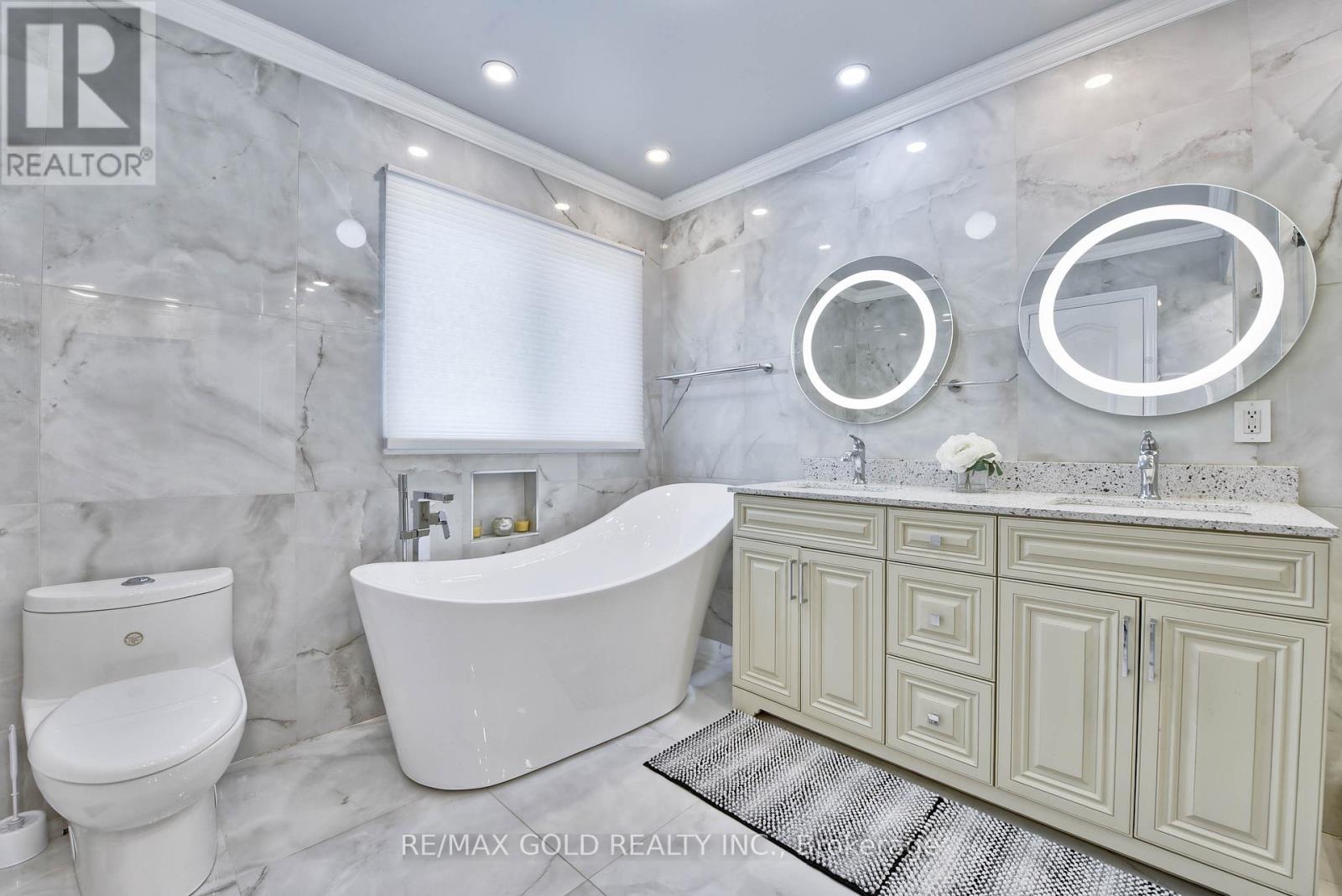 215 Bachman Drive, Vaughan, Ontario  L6A 3V9 - Photo 23 - N12429313