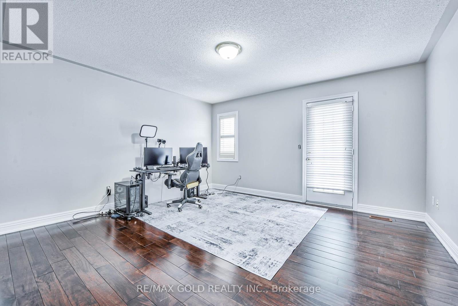 215 Bachman Drive, Vaughan, Ontario  L6A 3V9 - Photo 29 - N12429313