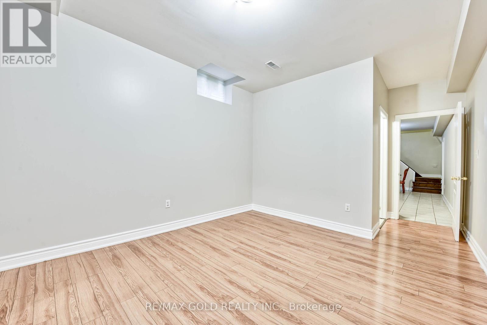215 Bachman Drive, Vaughan, Ontario  L6A 3V9 - Photo 43 - N12429313