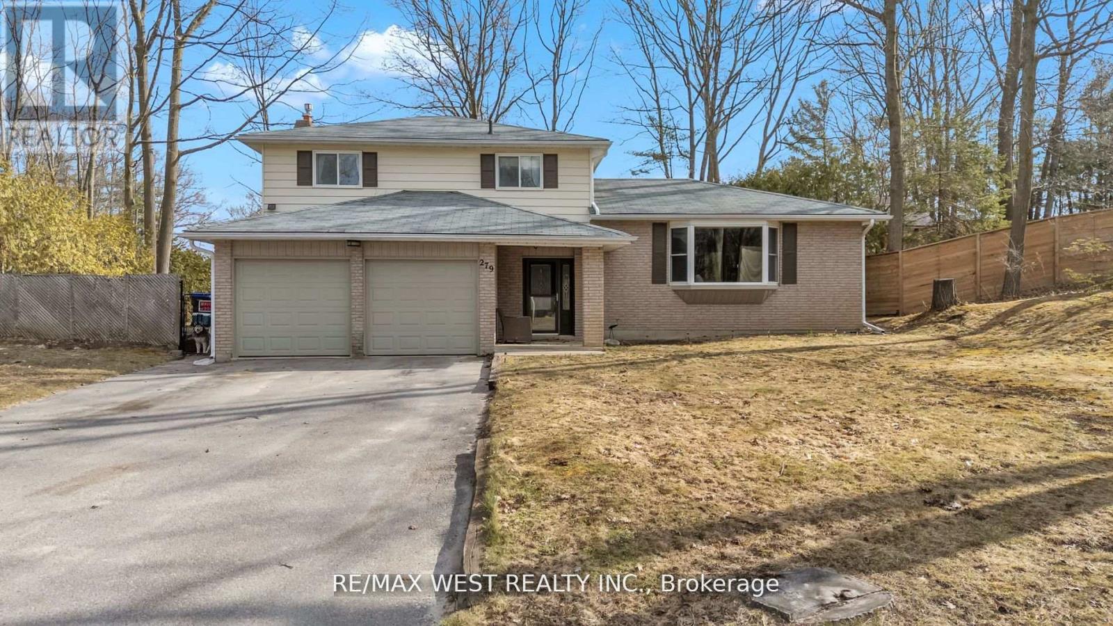 279 SUNNIDALE ROAD, Wasaga Beach, Ontario