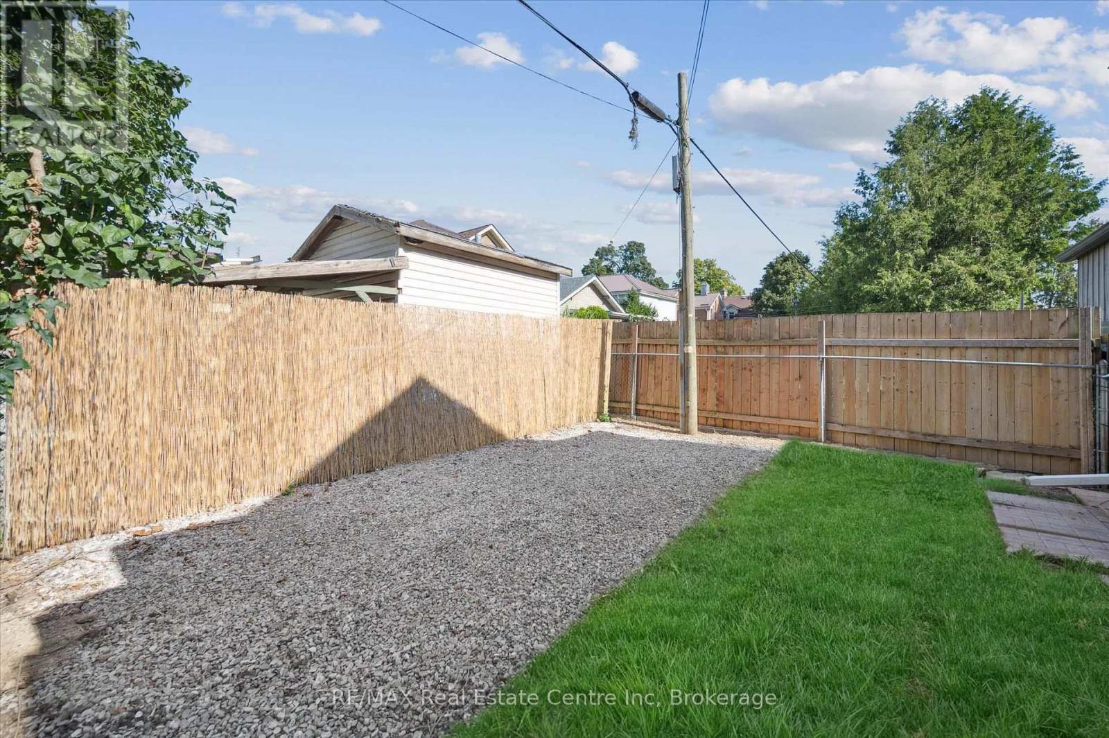 68 Spruce Street, Cambridge, Ontario  N1R 4K3 - Photo 18 - X12429343