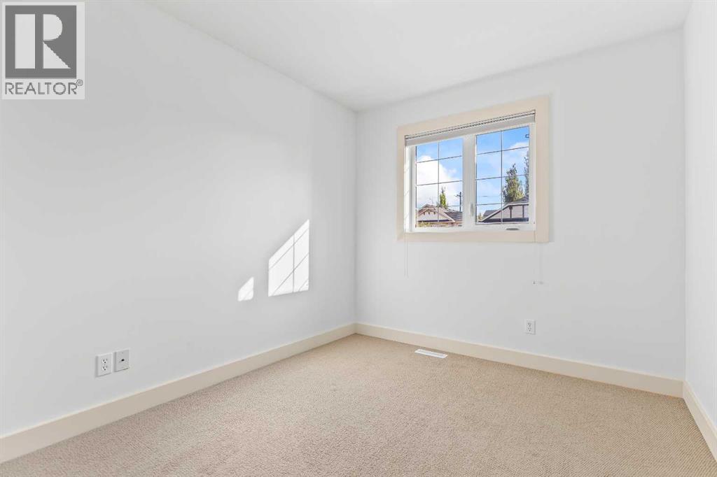 68 Elmont Court Sw, Calgary, Alberta  T3H 5Z8 - Photo 29 - A2246175
