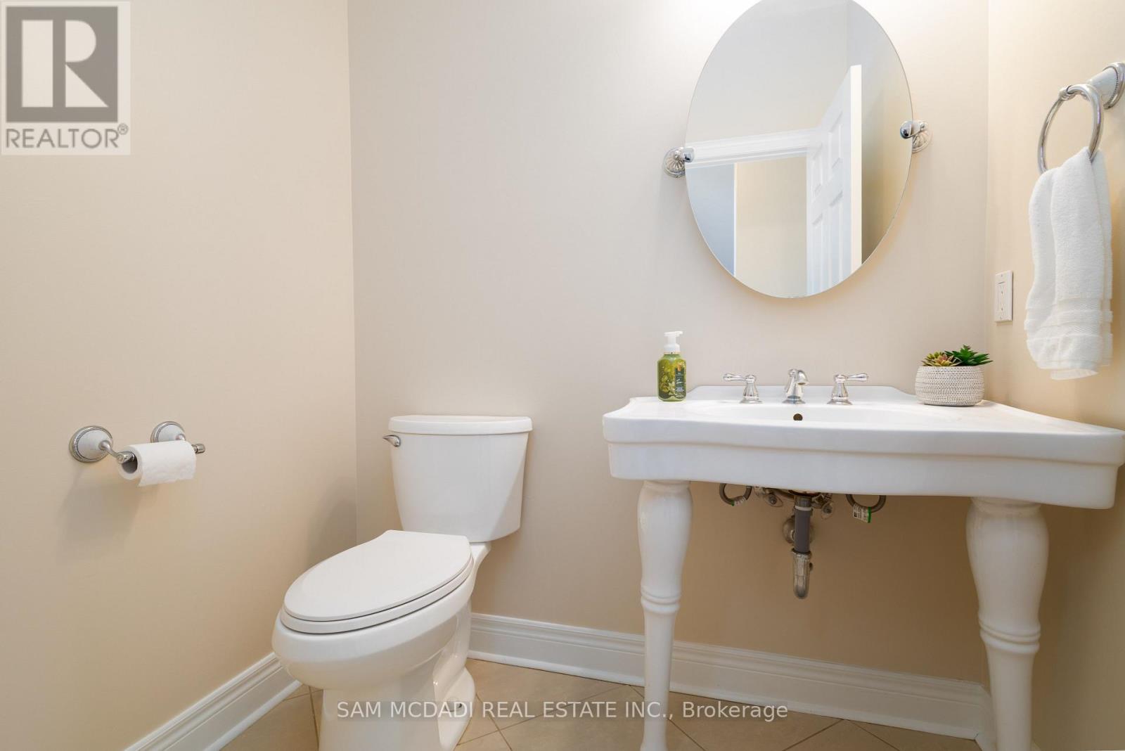 11170 Menzies Court, Milton, Ontario  L0P 1B0 - Photo 16 - W12429274