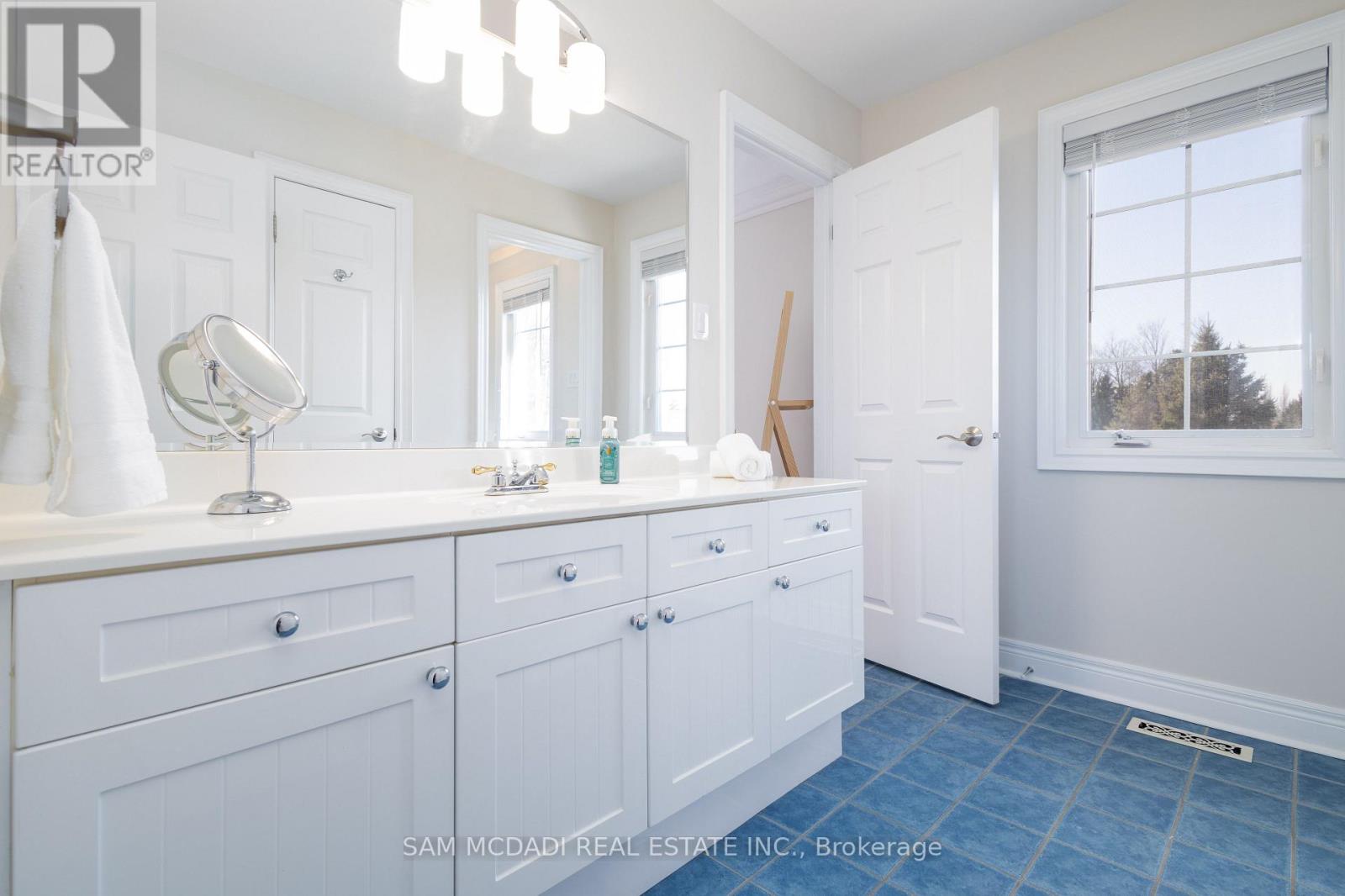 11170 Menzies Court, Milton, Ontario  L0P 1B0 - Photo 26 - W12429274