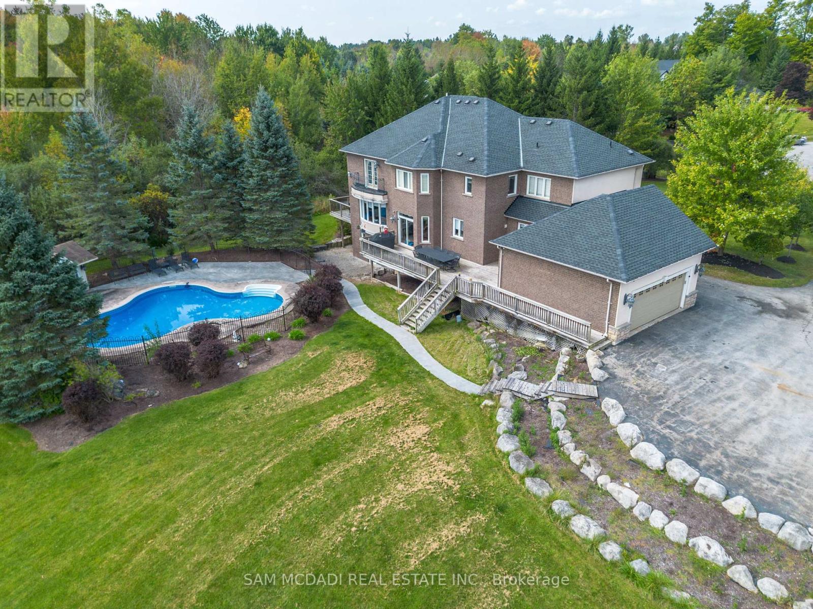 11170 Menzies Court, Milton, Ontario  L0P 1B0 - Photo 35 - W12429274