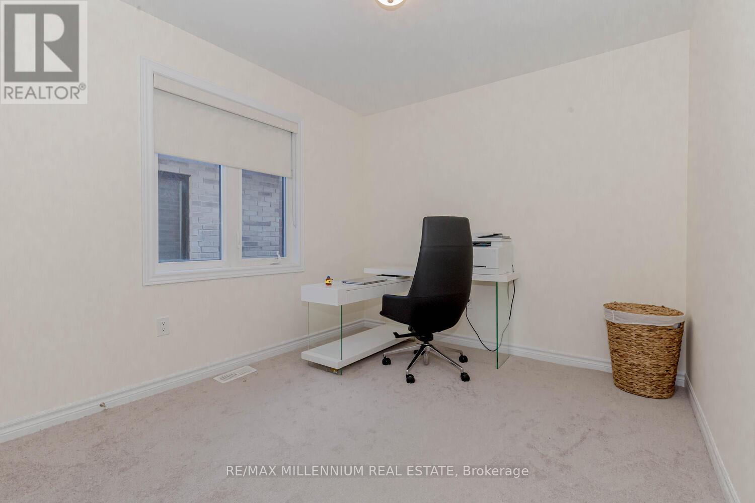 639 Bearberry Place, Milton, Ontario  L9E 1V2 - Photo 32 - W12429305