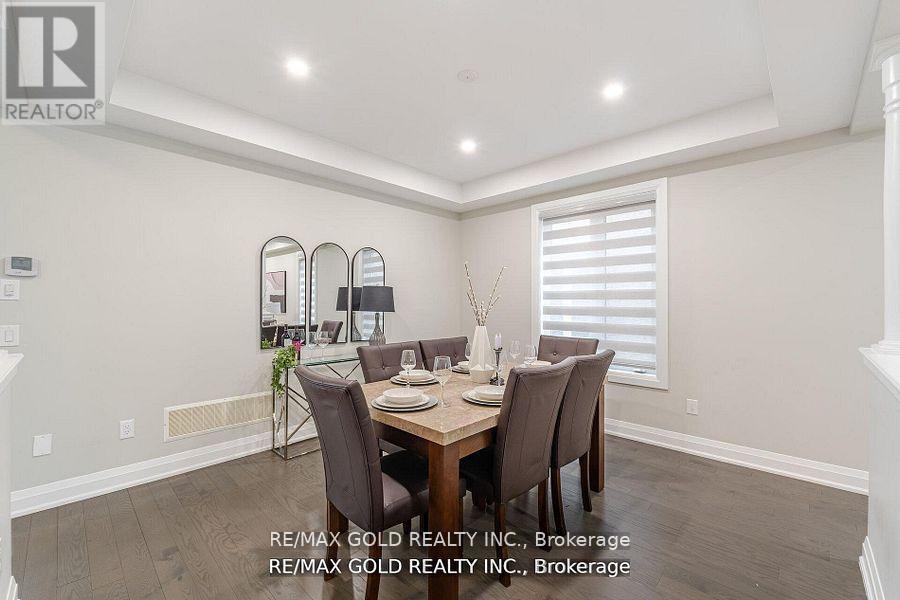 50 Donald Stewart Road, Brampton, Ontario  L7A 5J1 - Photo 11 - W12429314