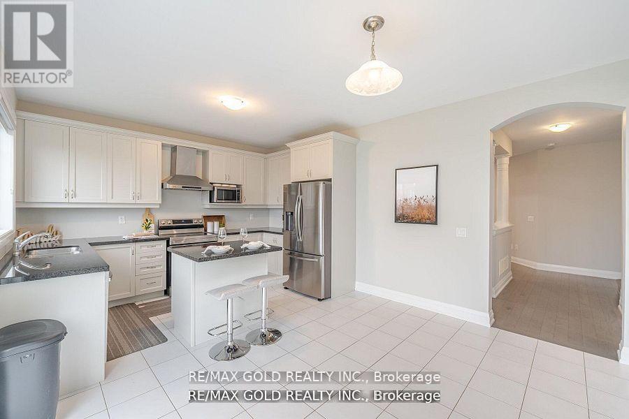 50 Donald Stewart Road, Brampton, Ontario  L7A 5J1 - Photo 16 - W12429314