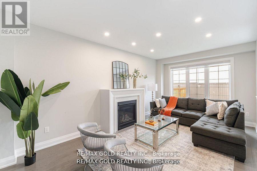 50 Donald Stewart Road, Brampton, Ontario  L7A 5J1 - Photo 20 - W12429314