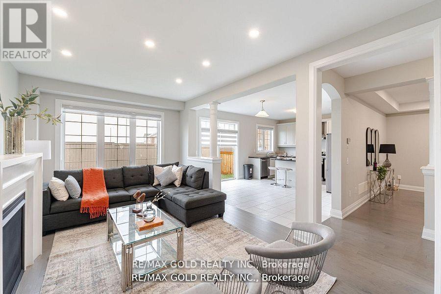 50 Donald Stewart Road, Brampton, Ontario  L7A 5J1 - Photo 22 - W12429314
