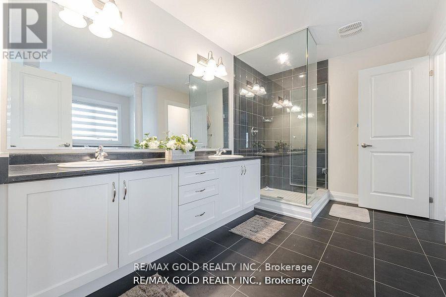 50 Donald Stewart Road, Brampton, Ontario  L7A 5J1 - Photo 30 - W12429314