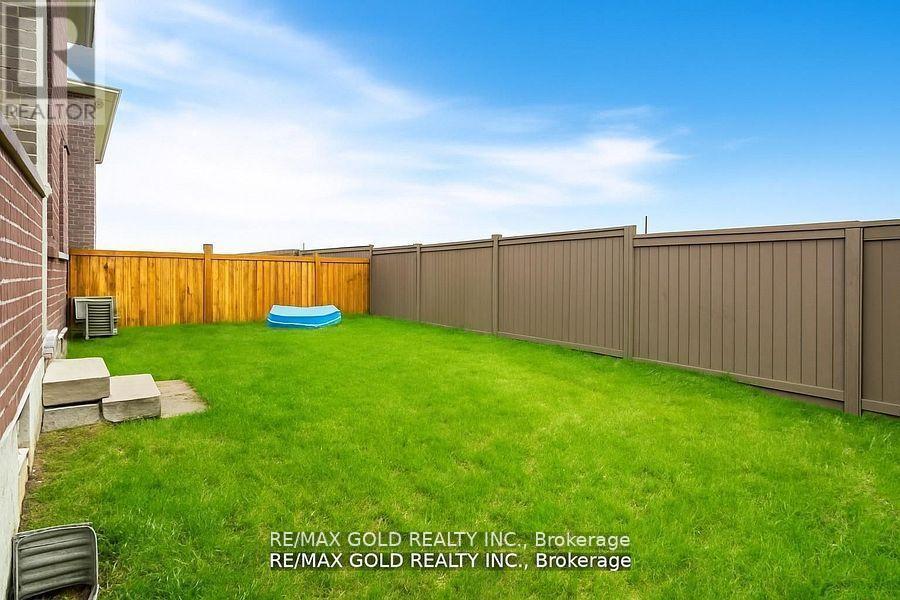 50 Donald Stewart Road, Brampton, Ontario  L7A 5J1 - Photo 48 - W12429314