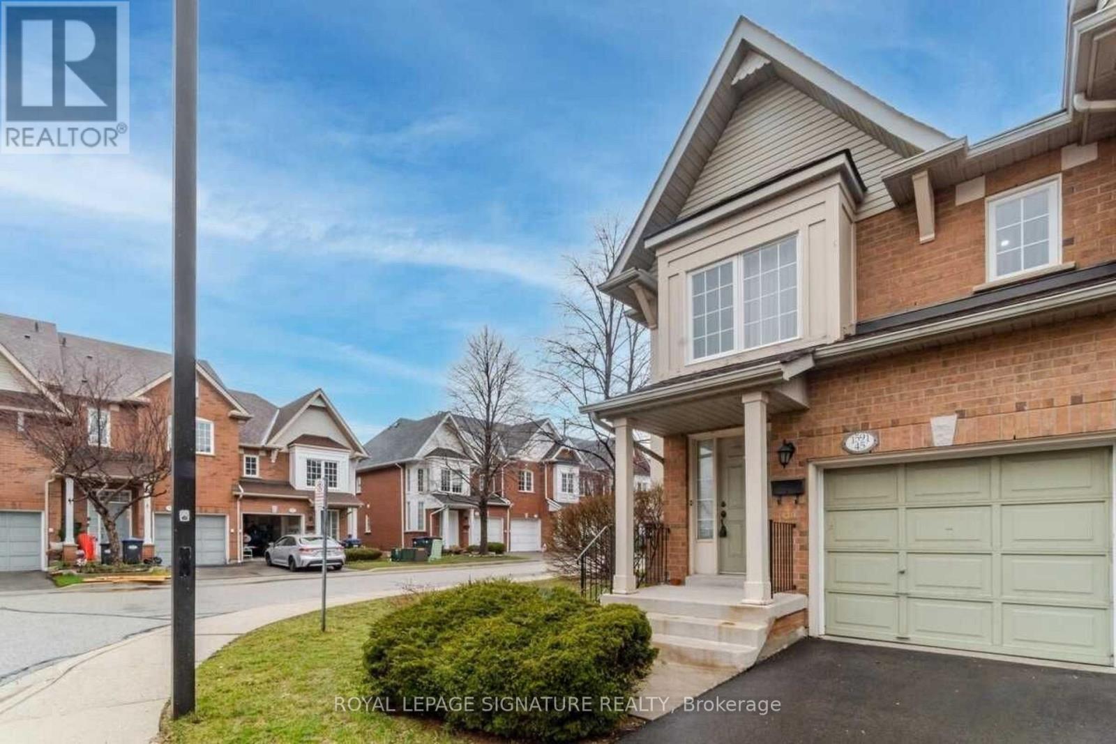 45 - 1591 SOUTH PARADE COURT, Mississauga, Ontario