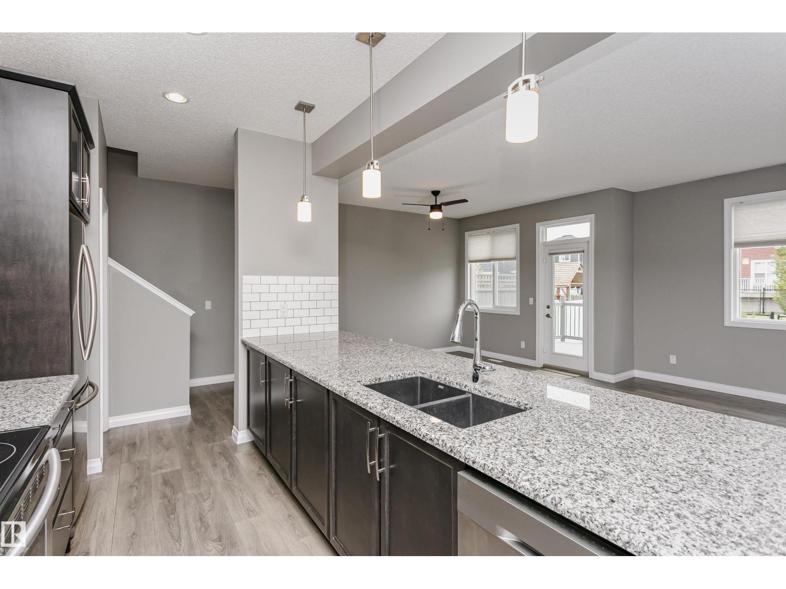 409 Simpkins Wd, Leduc, Alberta  T9E 0Y3 - Photo 10 - E4459726
