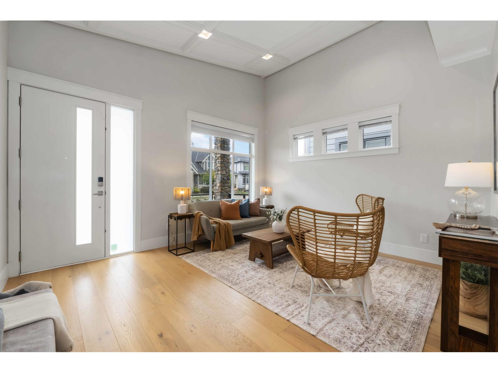 17138 0a Avenue, Surrey, British Columbia  V3Z 0Y9 - Photo 2 - R3052703