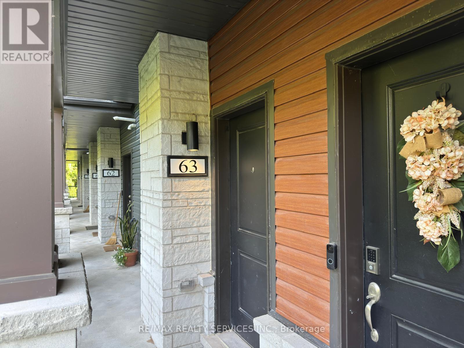 63 - 2 Willow Street, Brant, Ontario  N2L 0C2 - Photo 1 - X12429280