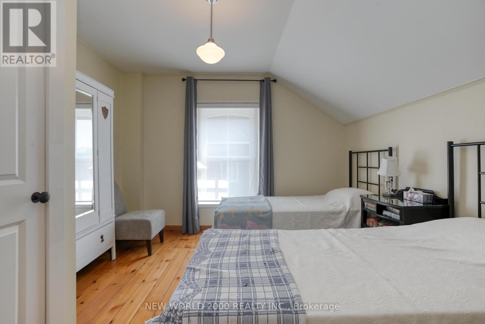 1324 King Street, Woolwich, Ontario  N0B 2N0 - Photo 27 - X12429300