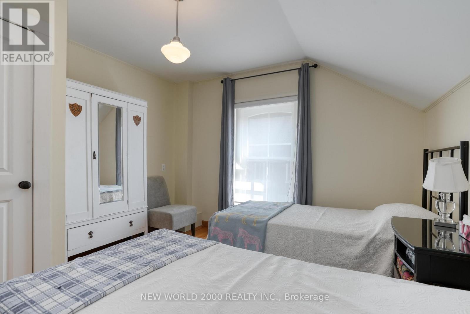 1324 King Street, Woolwich, Ontario  N0B 2N0 - Photo 28 - X12429300