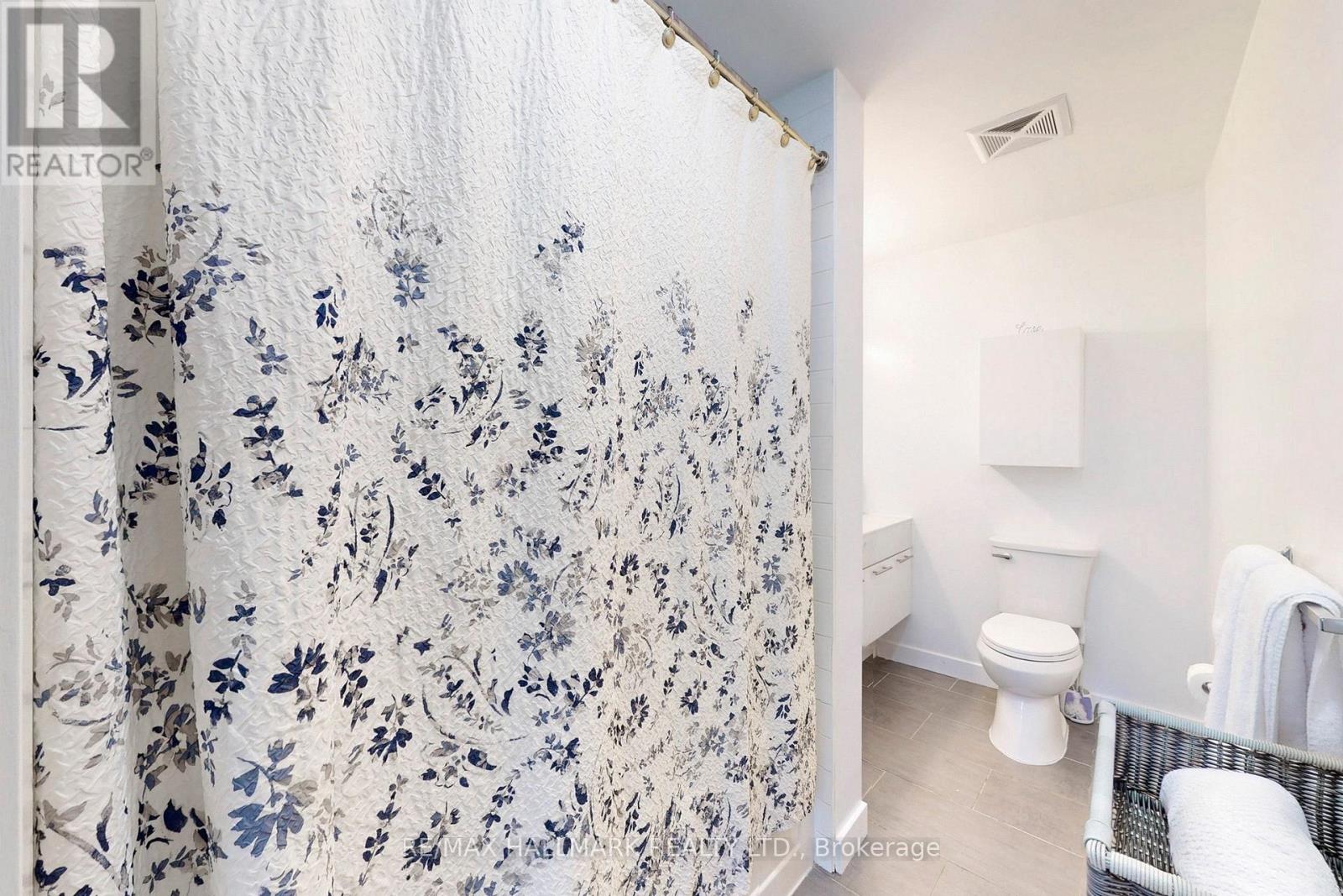818 - 21 Nelson Street, Toronto, Ontario  M5V 3H9 - Photo 14 - C12429345