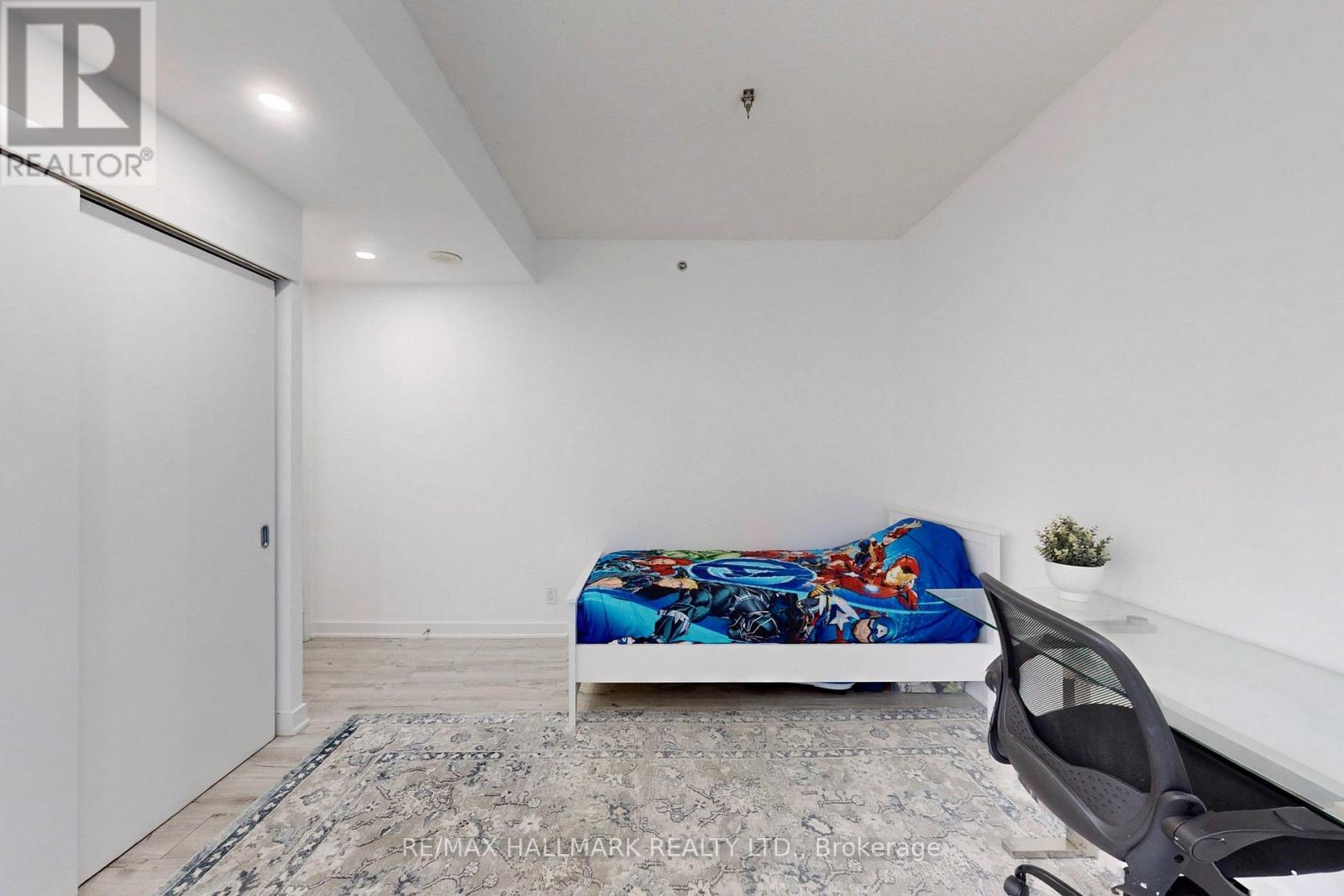 818 - 21 Nelson Street, Toronto, Ontario  M5V 3H9 - Photo 19 - C12429345