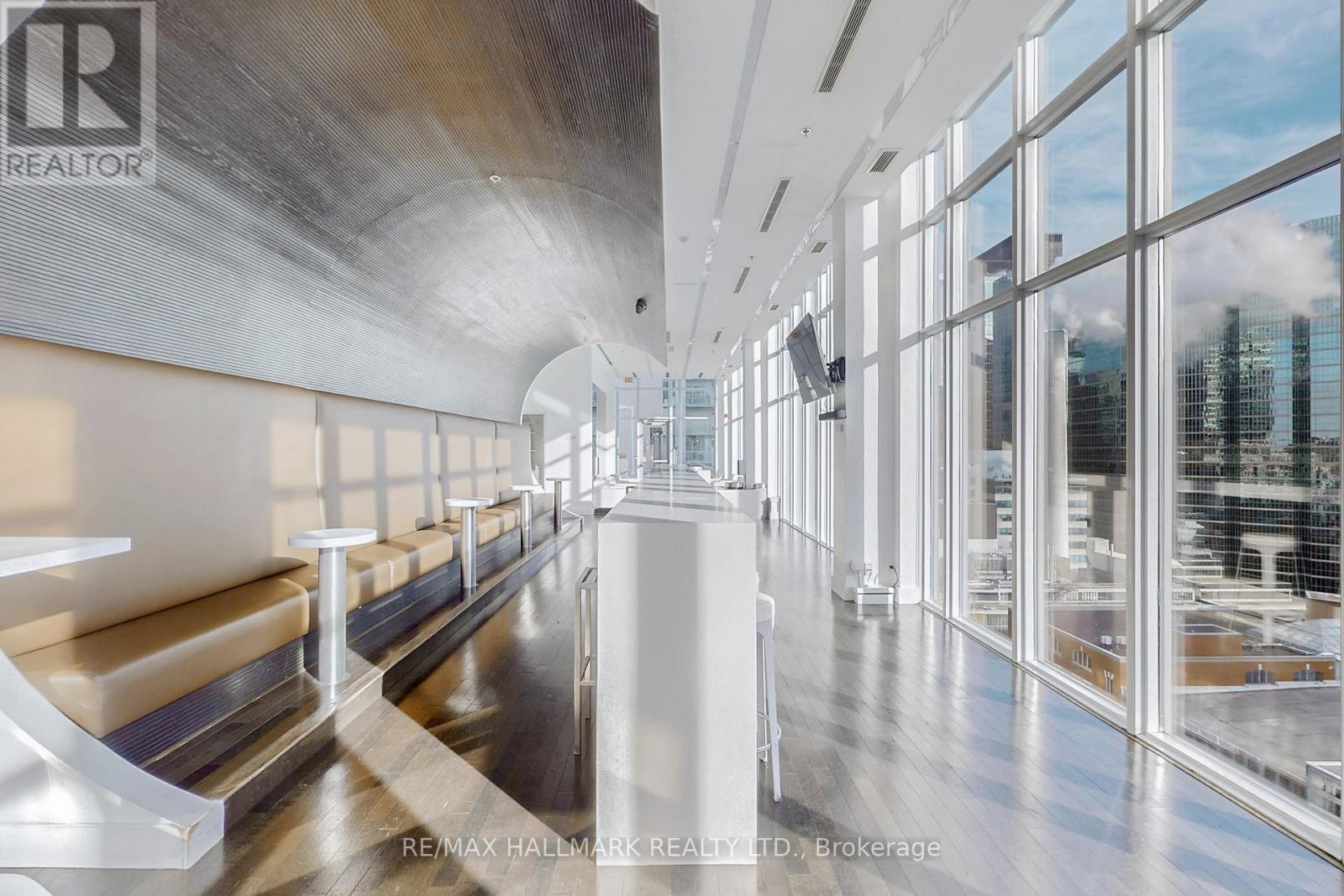 818 - 21 Nelson Street, Toronto, Ontario  M5V 3H9 - Photo 32 - C12429345