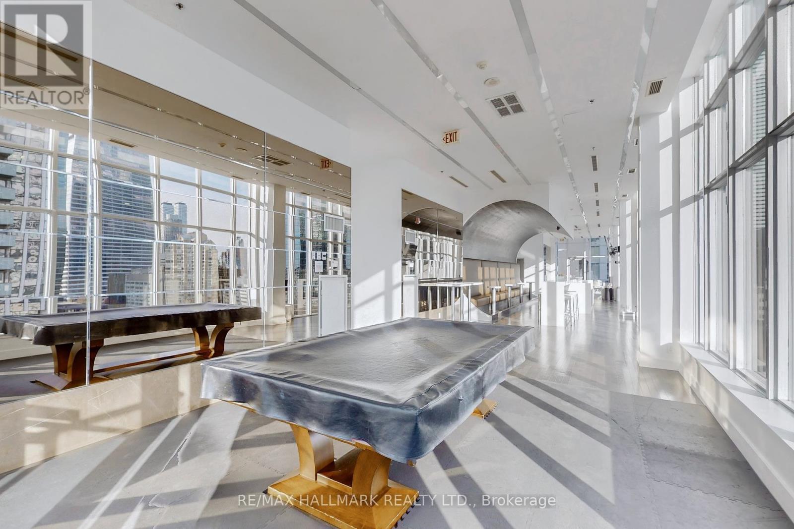 818 - 21 Nelson Street, Toronto, Ontario  M5V 3H9 - Photo 33 - C12429345