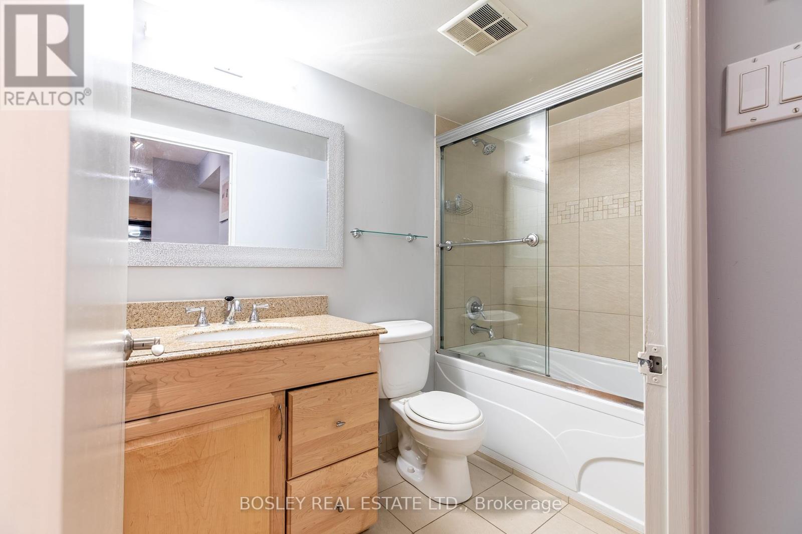 310 - 92 King Street E, Toronto, Ontario  M5C 2V8 - Photo 13 - C12429357
