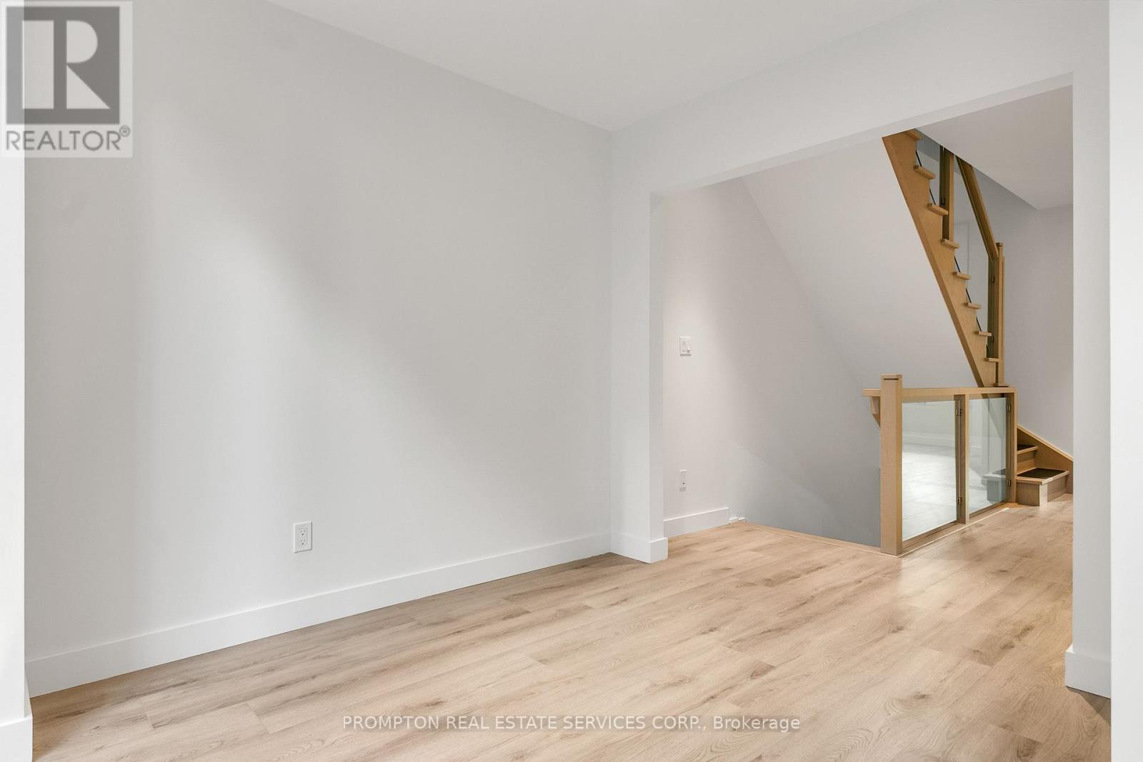 9 Gloucester Street, Toronto, Ontario  M4Y 1L8 - Photo 15 - C12429376