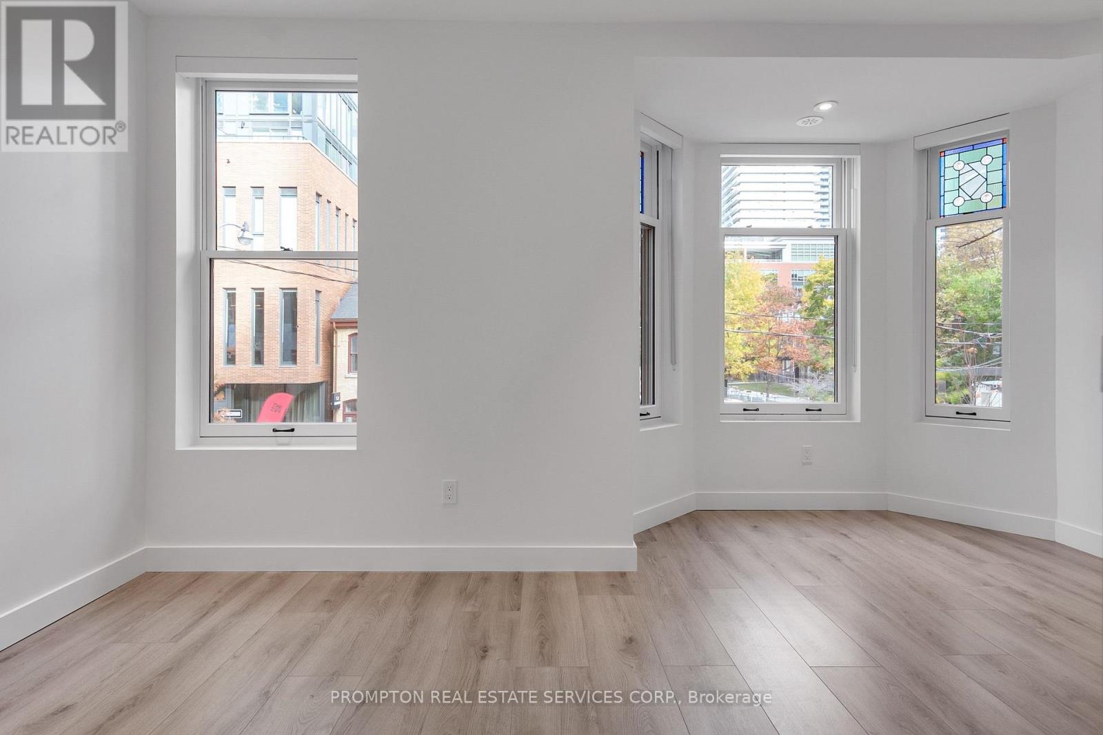 9 Gloucester Street, Toronto, Ontario  M4Y 1L8 - Photo 18 - C12429376