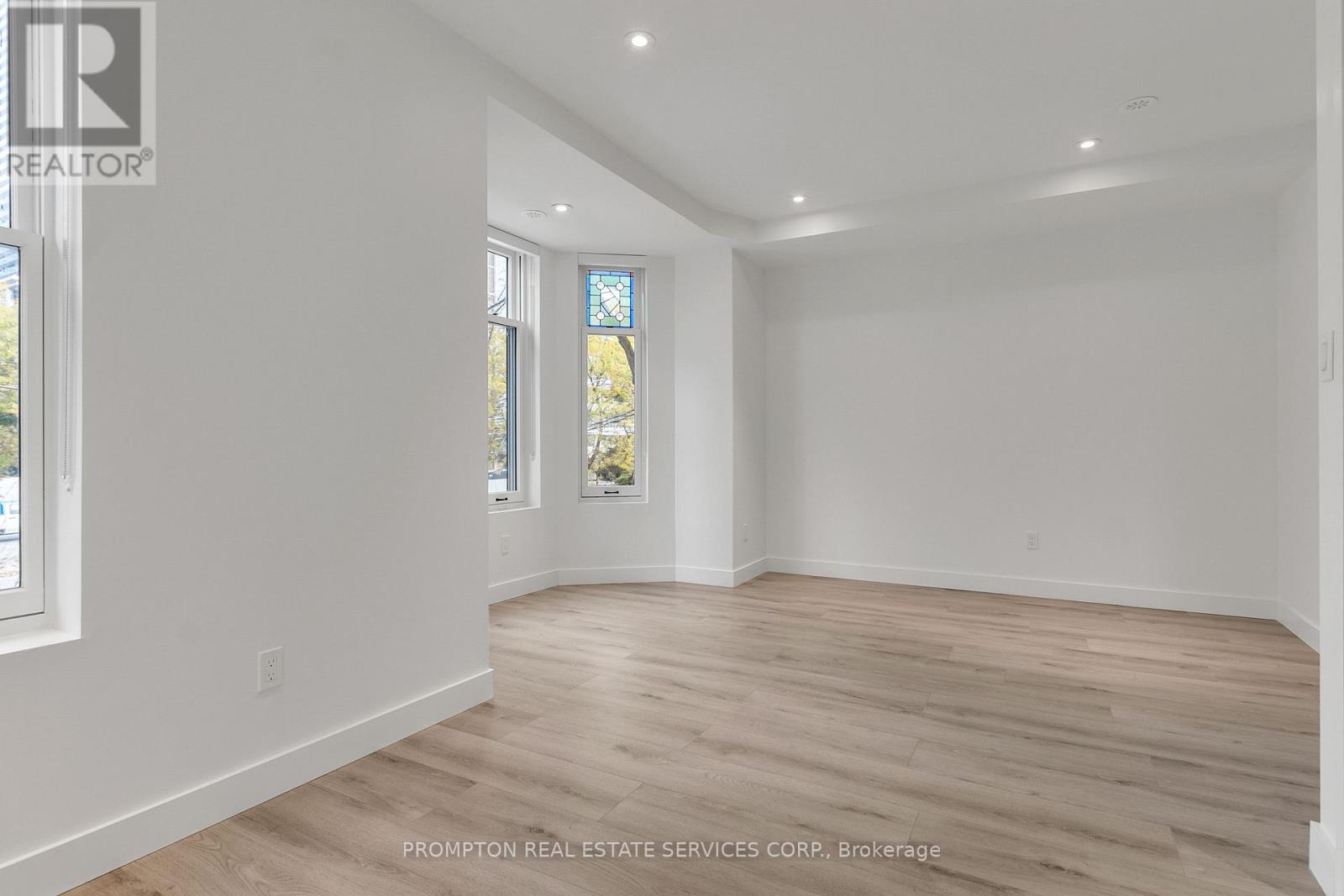 9 Gloucester Street, Toronto, Ontario  M4Y 1L8 - Photo 19 - C12429376