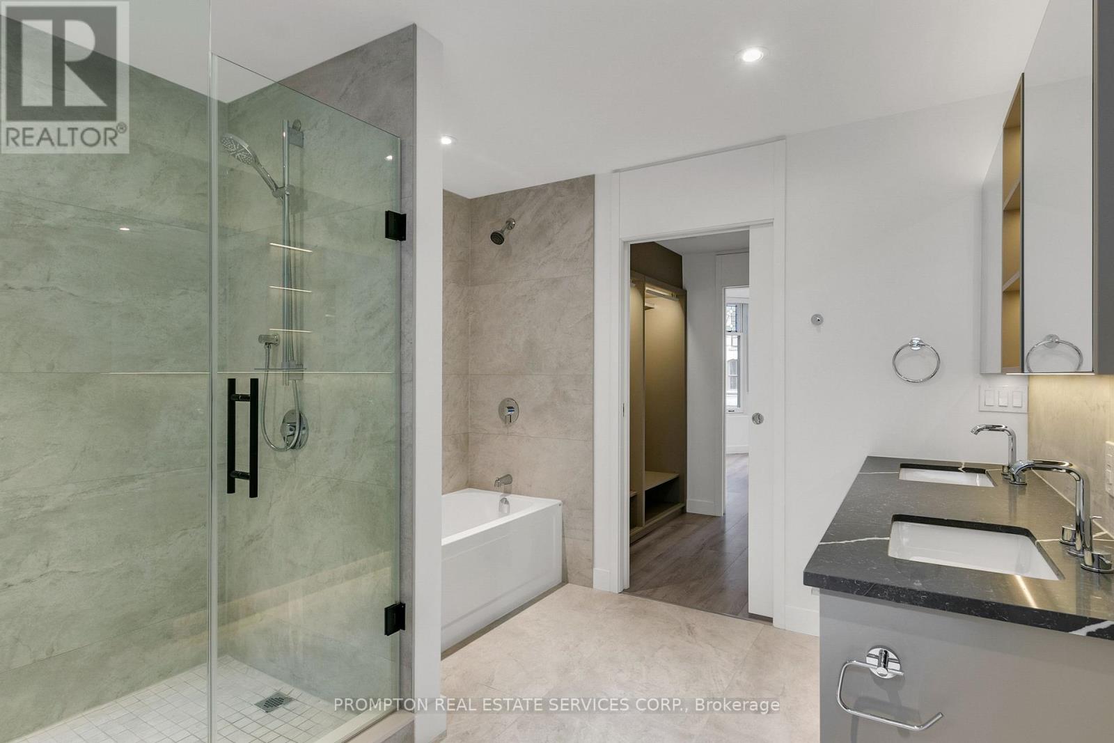 9 Gloucester Street, Toronto, Ontario  M4Y 1L8 - Photo 24 - C12429376