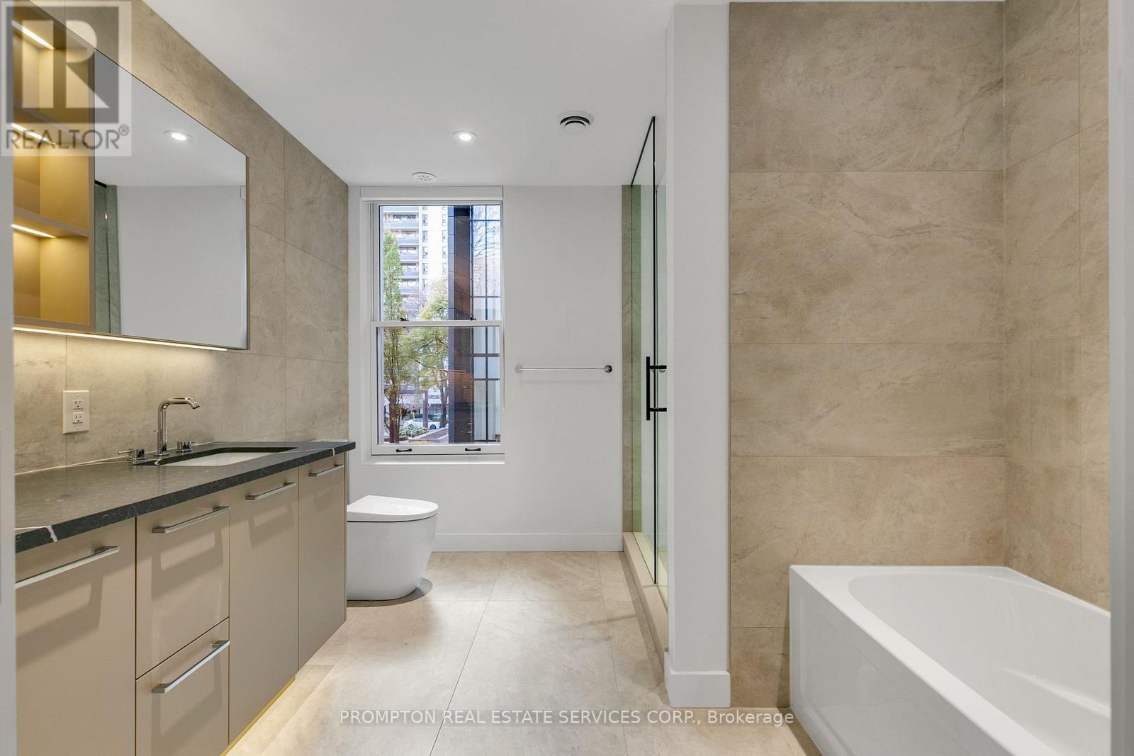 9 Gloucester Street, Toronto, Ontario  M4Y 1L8 - Photo 27 - C12429376