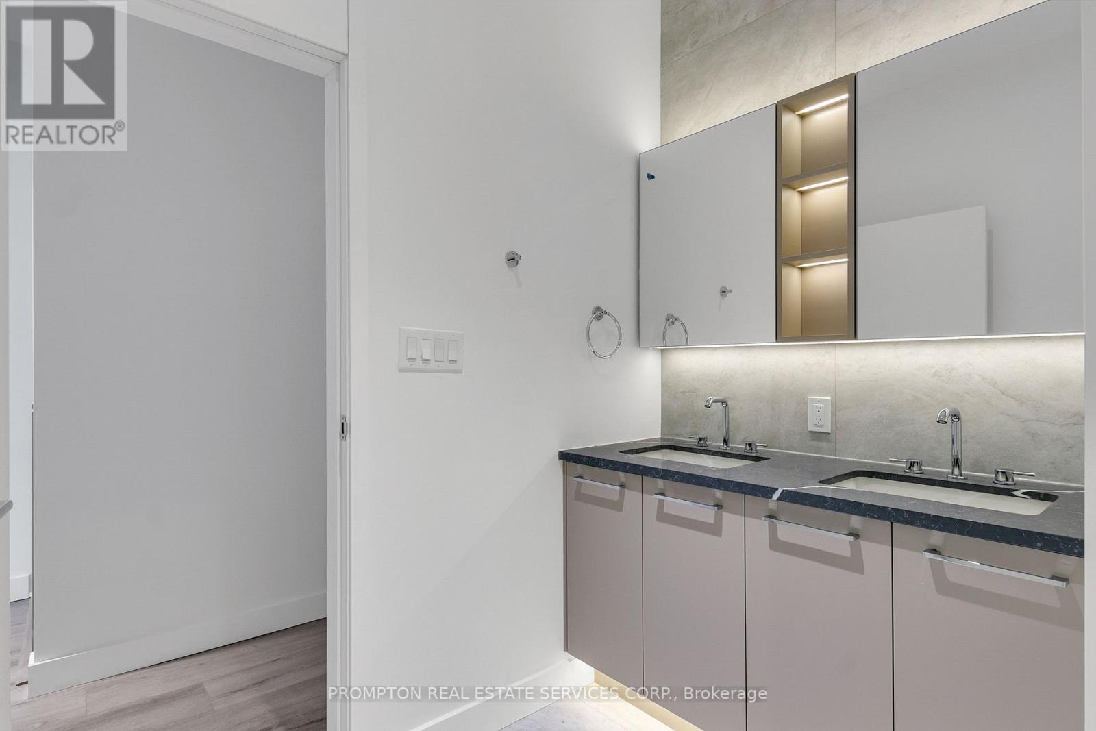 9 Gloucester Street, Toronto, Ontario  M4Y 1L8 - Photo 37 - C12429376