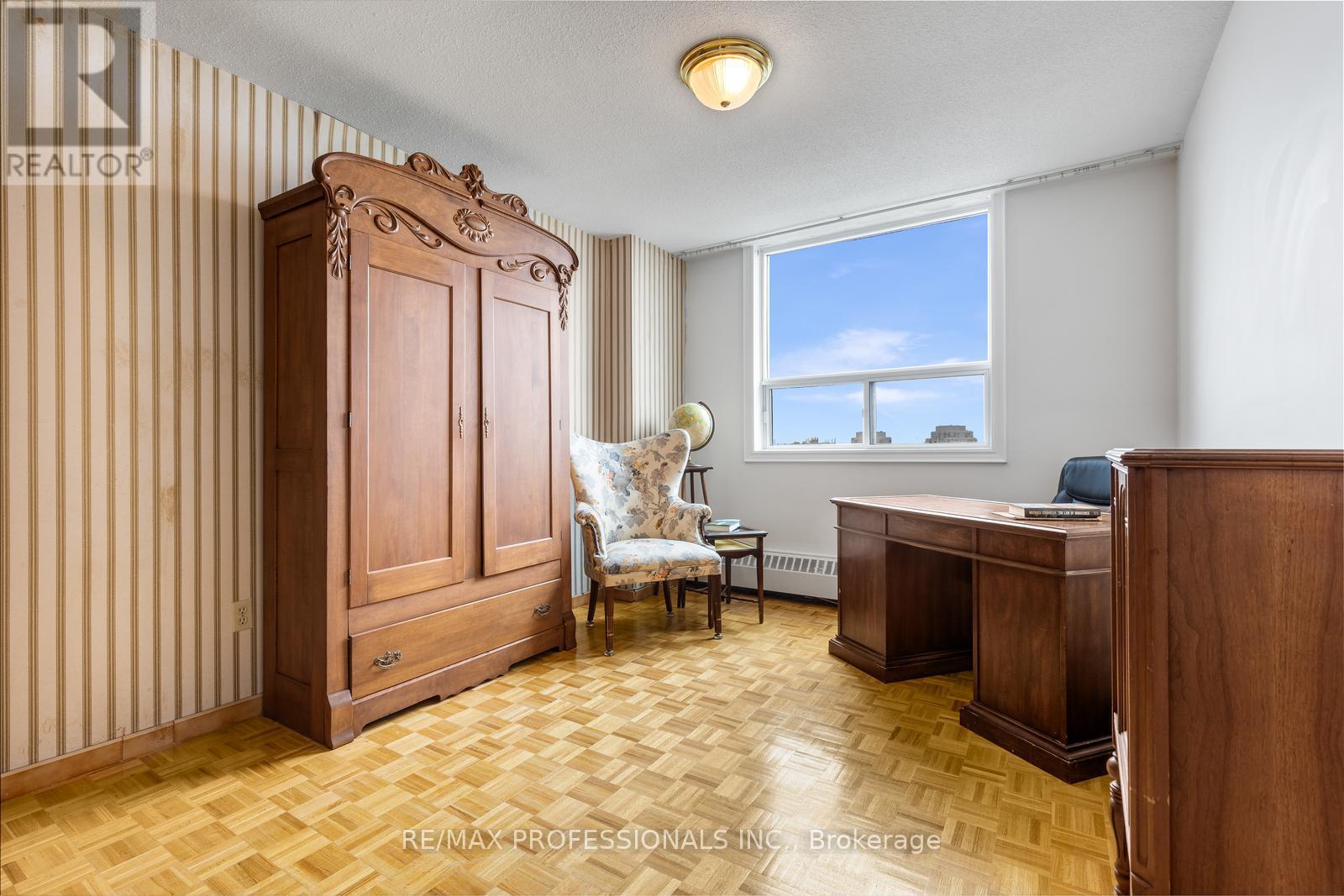 1704 - 180 Markham Road, Toronto, Ontario  M1M 2Z9 - Photo 15 - E12429360